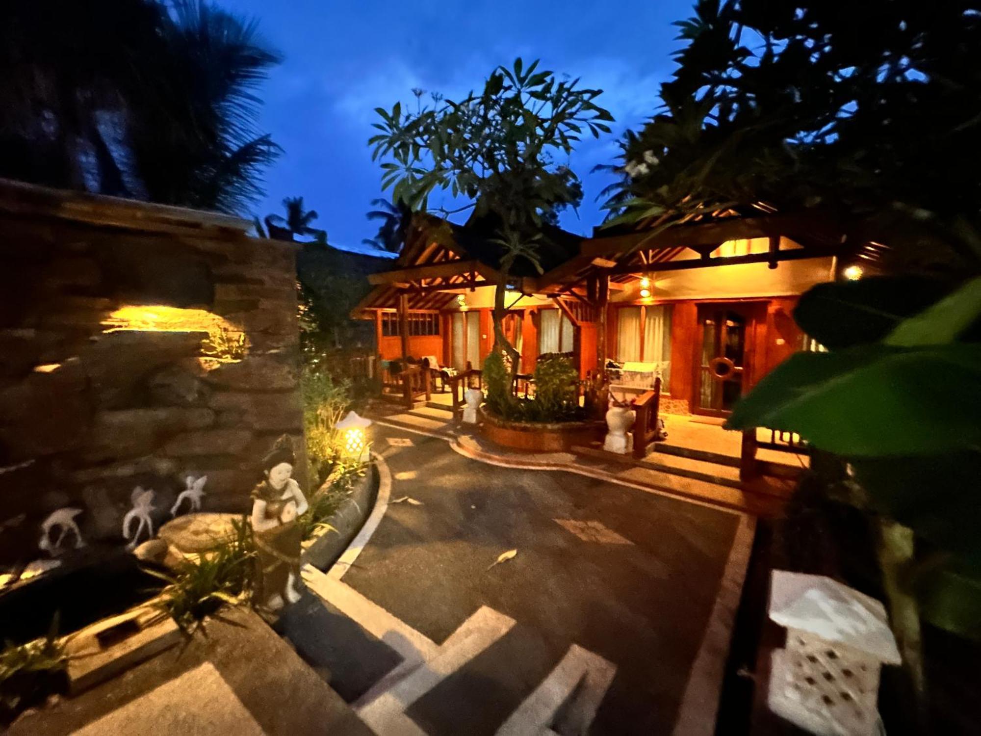 Sunny Rose Bungalows Gili Air - Adults Only Exterior foto