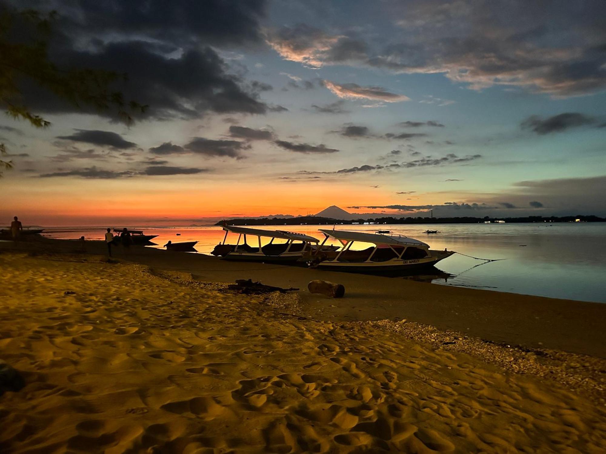 Sunny Rose Bungalows Gili Air - Adults Only Exterior foto